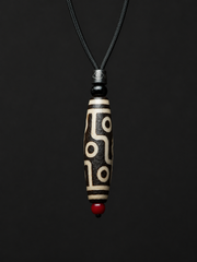 Authentic Tibetan 9-Eyed Dzi Bead Agate Necklace