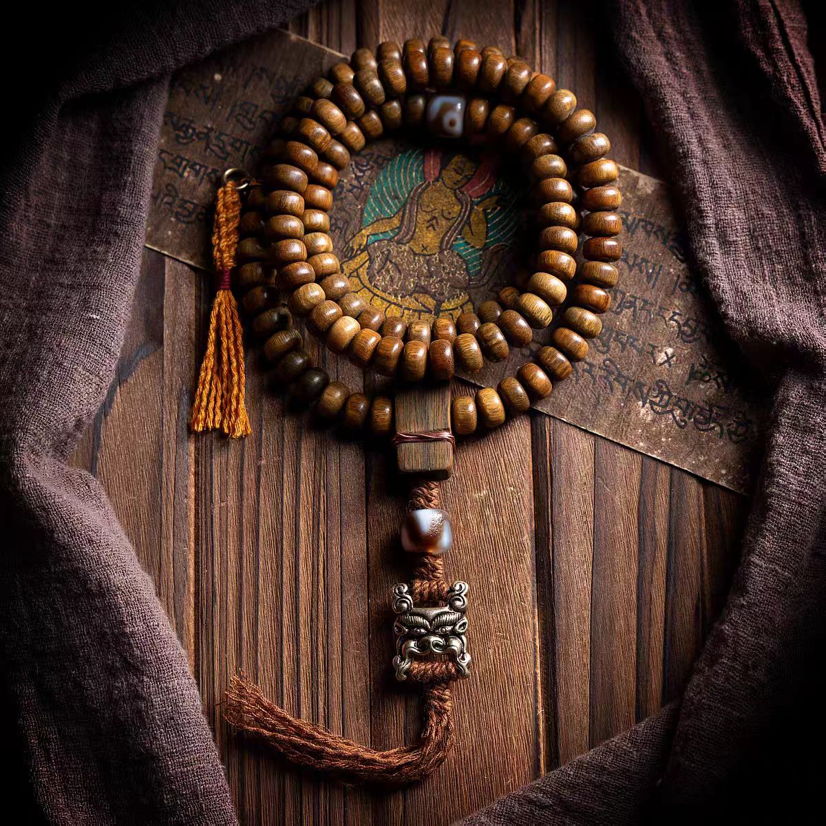 108 Green Sandalwood Mala Beads Tibetan Prayer Necklace