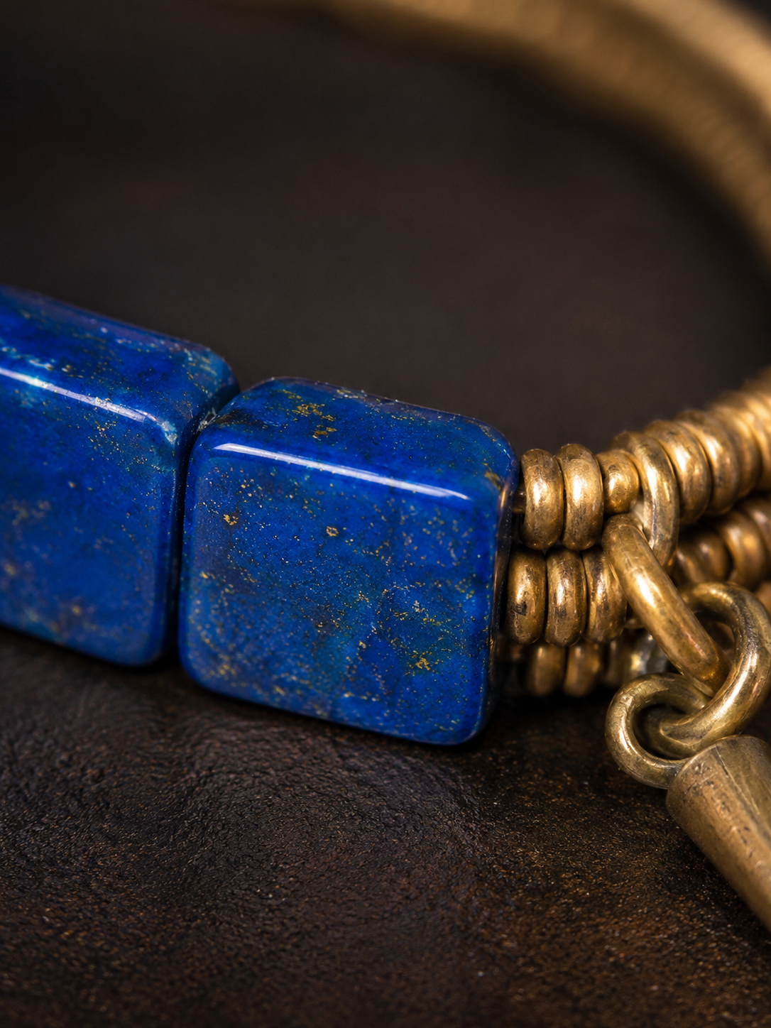 Vintage Tibetan Lapis Lazuli Healing Bracelet