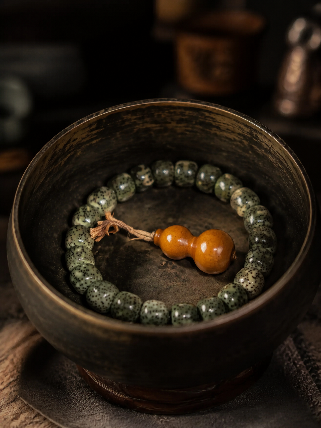 Tibetan Jade-Tone Xingyue Bodhi Seed Bracelet
