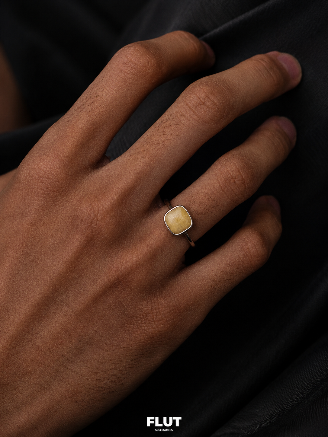 Tibetan Natural Amber S925 Silver Square Ring