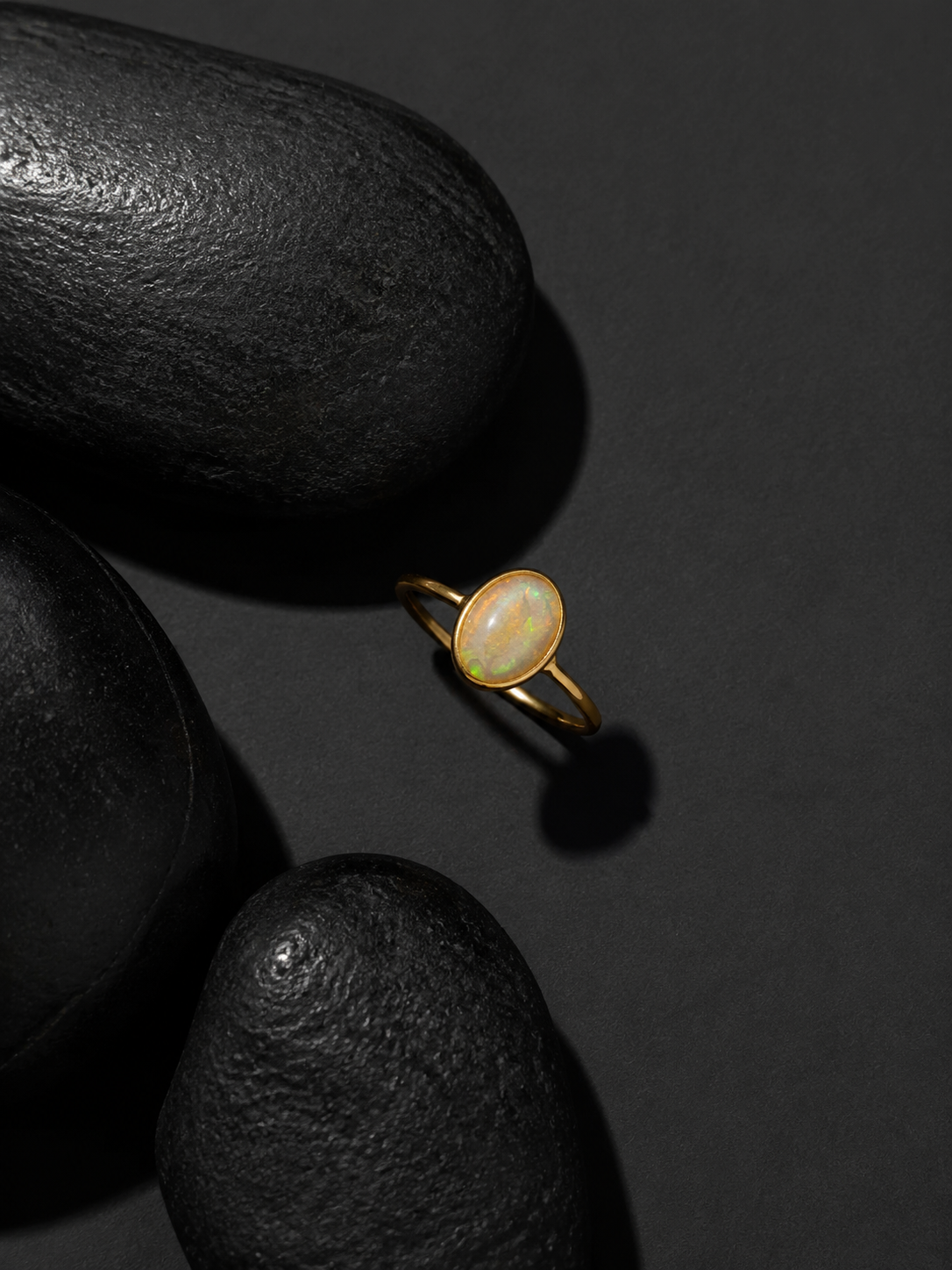 Vintage Oval Opal Ring - Gold Plated 925 Silver