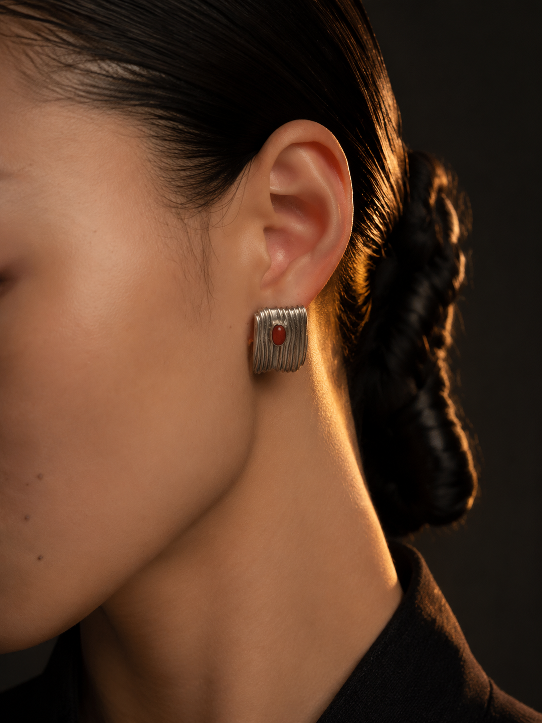 Tibetan Vintage Ripple Stone Stud Earrings