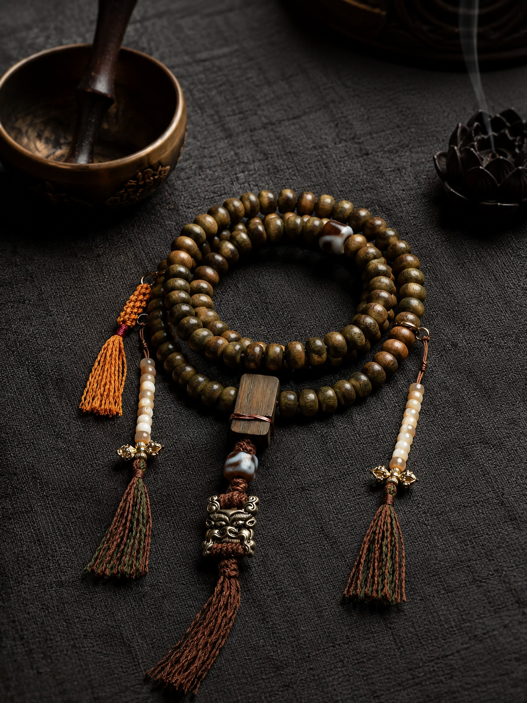 108 Green Sandalwood Mala Beads Tibetan Prayer Necklace