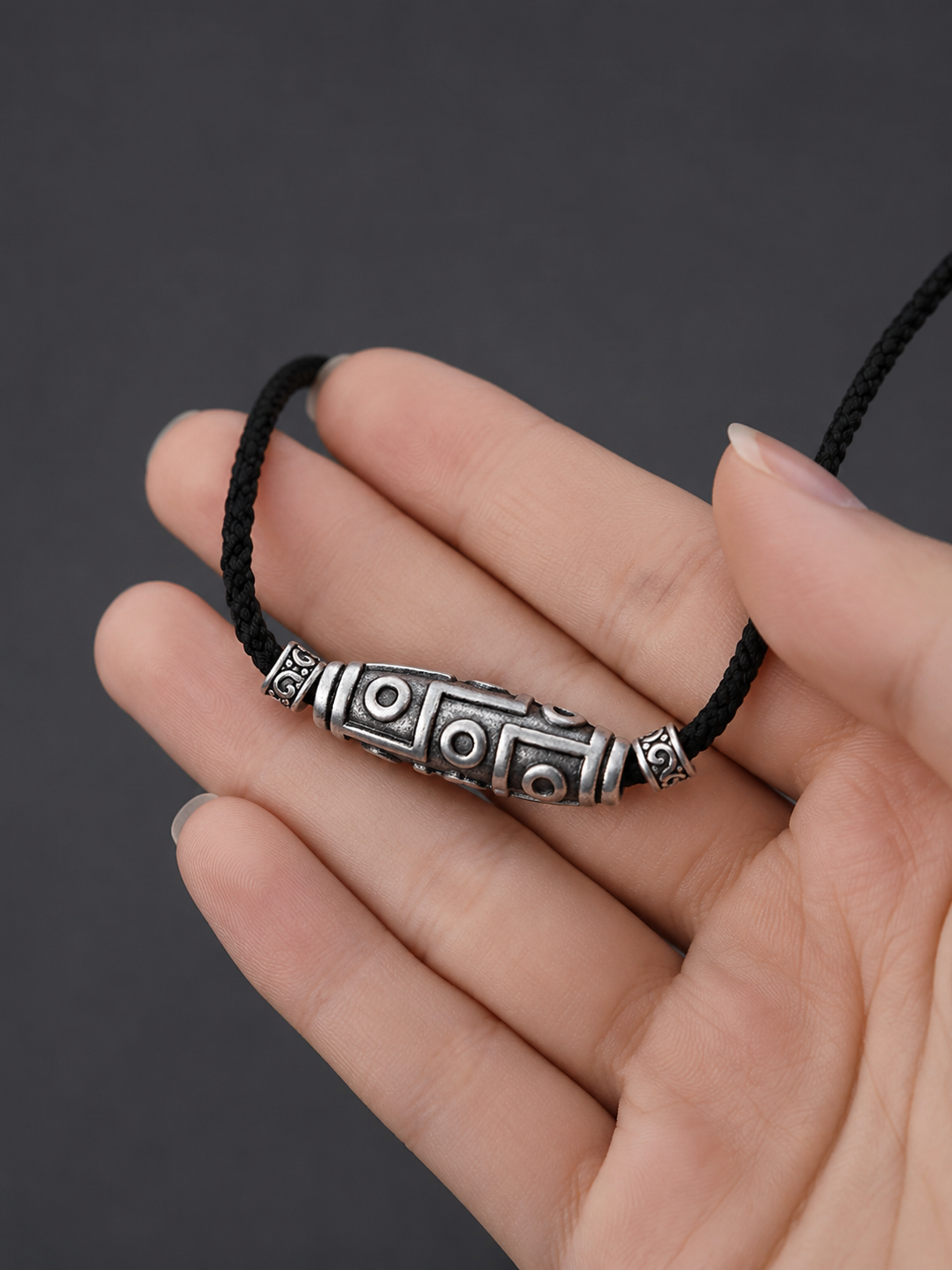Tibetan 9-Eye Dzi Bead 999 Silver Amulet Necklace
