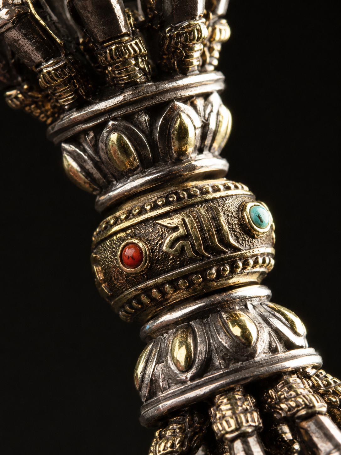 Handcrafted 925 Silver Tibetan Vajra Phurba Necklace