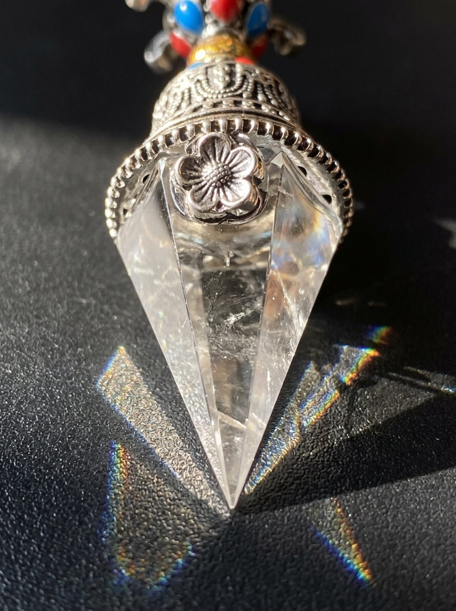Tibetan Gesang Flower Clear Quartz Pendulum Necklace