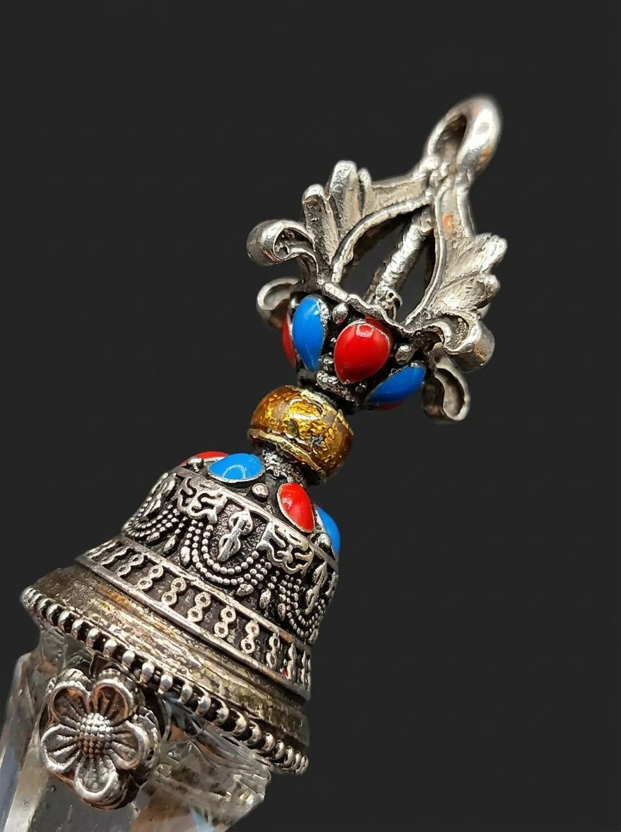 Tibetan Gesang Flower Clear Quartz Pendulum Necklace