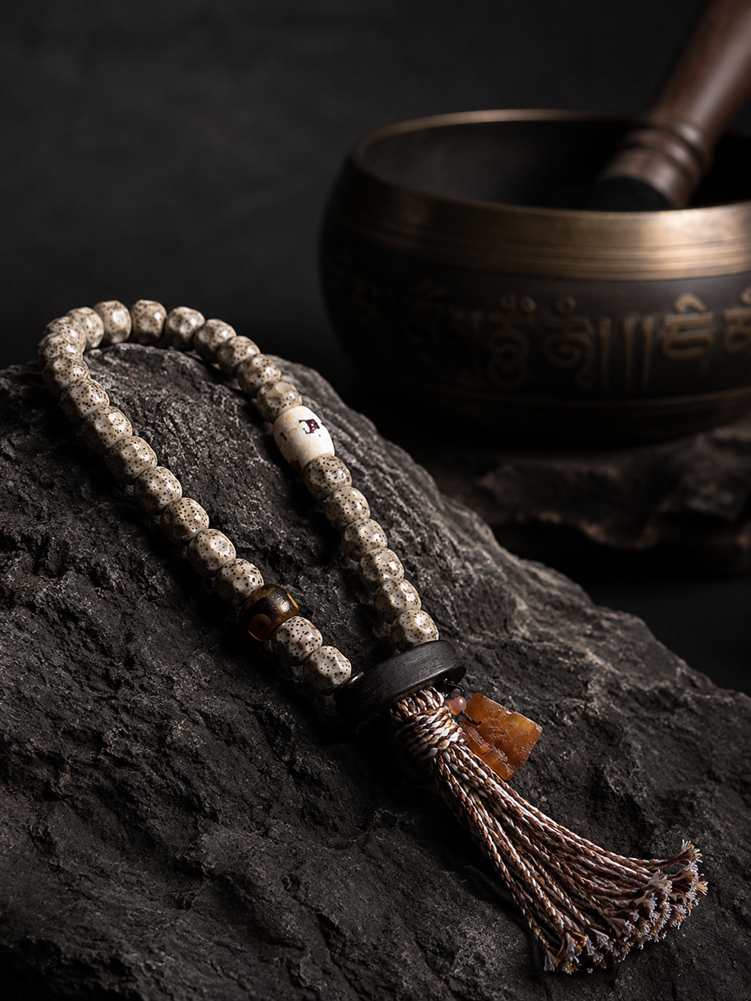 Tibetan Star & Moon Bodhi Seed 21-Bead Hand Mala with Tassel