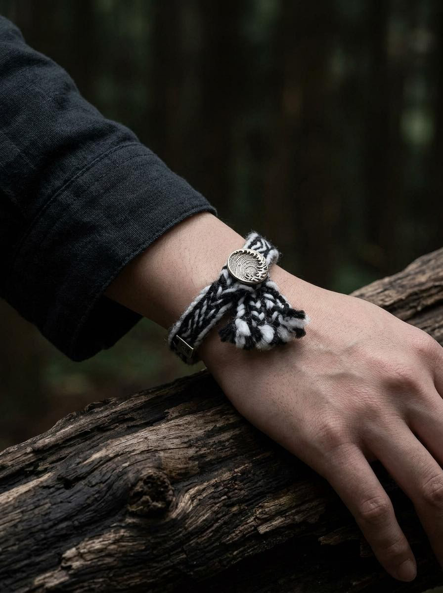 Handmade Tibetan Wool Bracelet: Nomadic Heritage